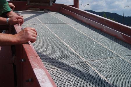 Poliuretán dróthálós szűrők