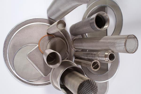 Fém szűrő fogantyúval