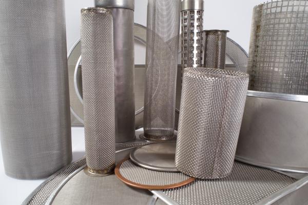 Fém szűrő fogantyúval